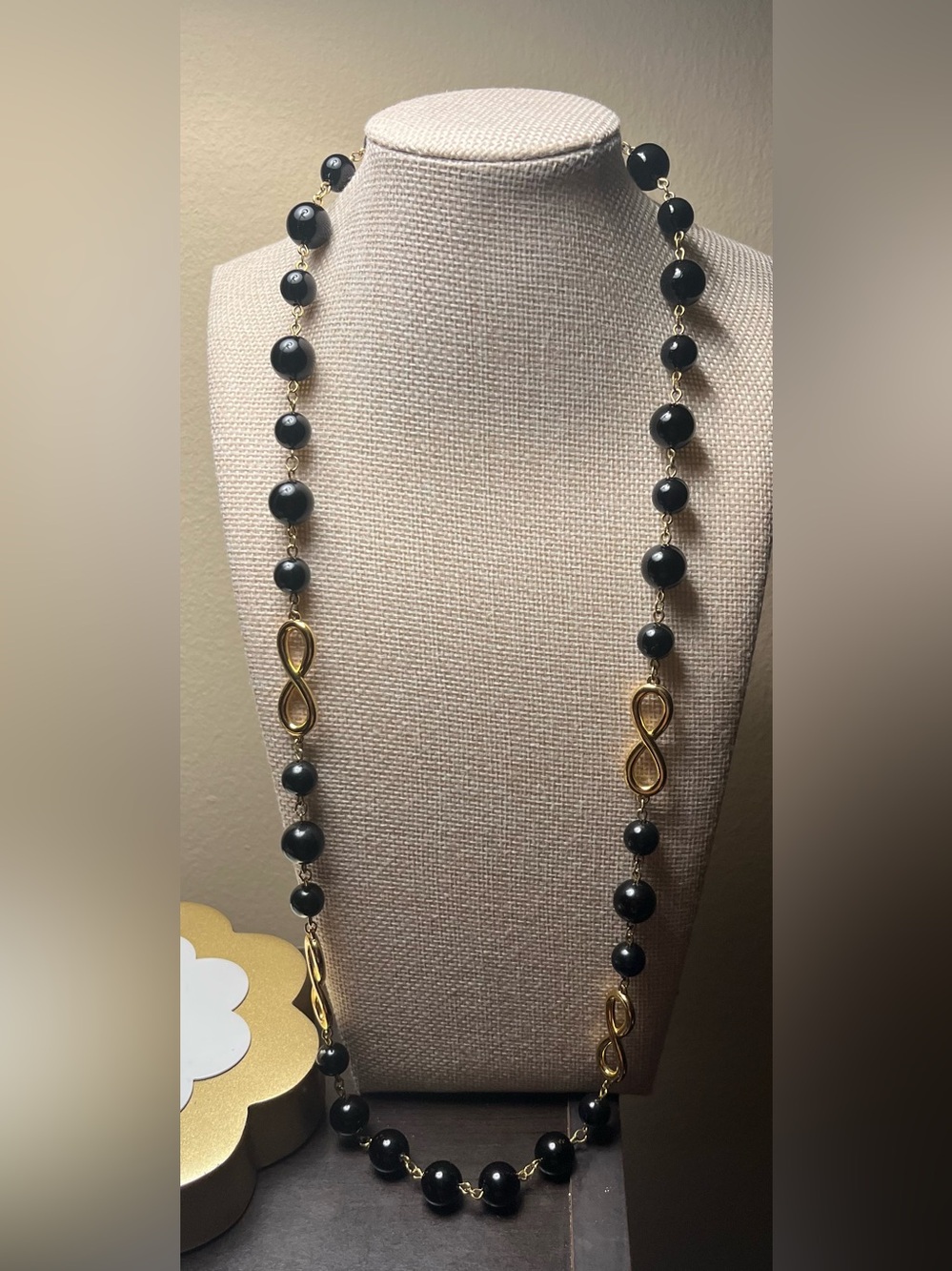 Napier Black Lucite beaded necklace, vintage like new